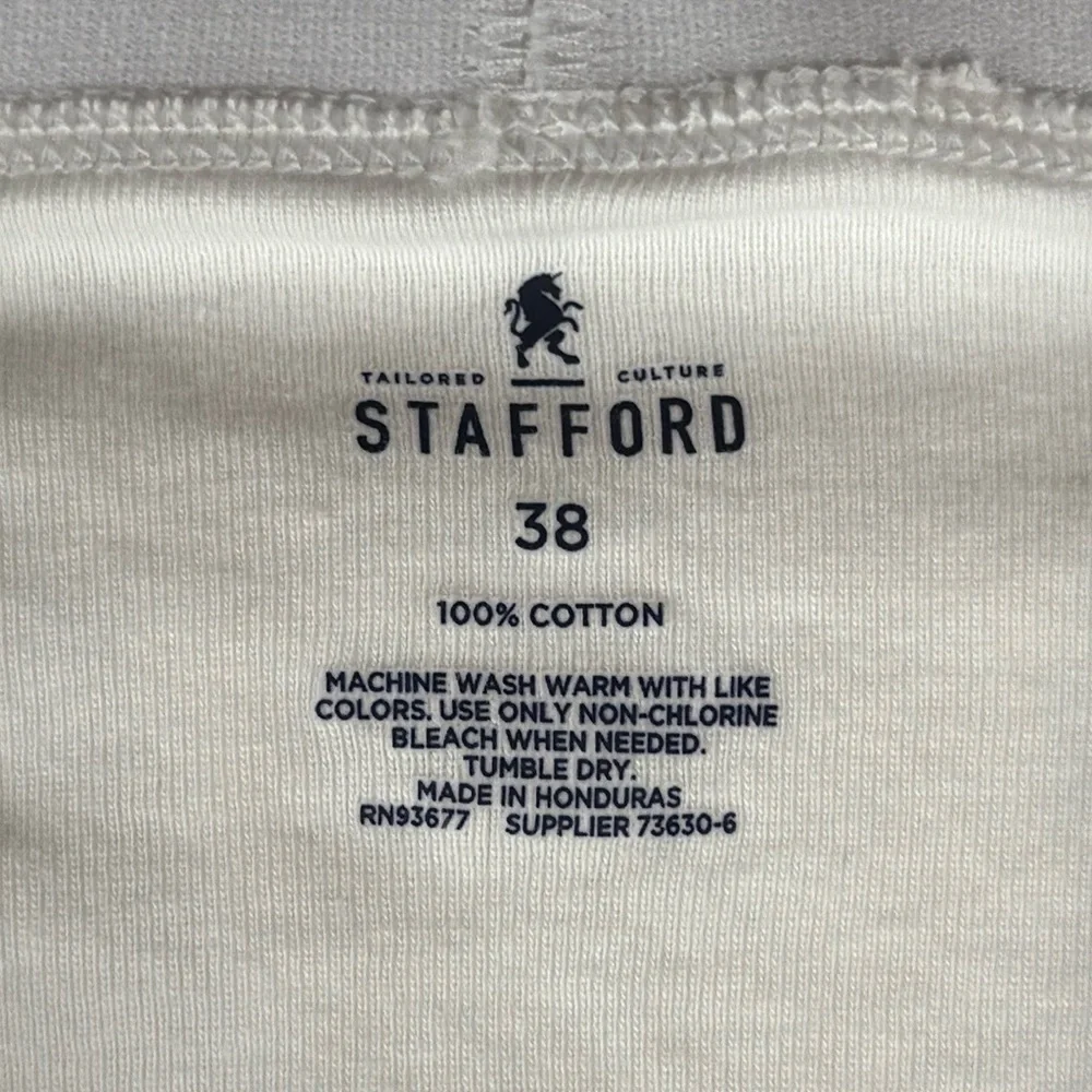 Stafford briefs full